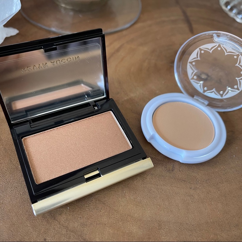 Powder Duo 💗 - Picture 3 of 6
